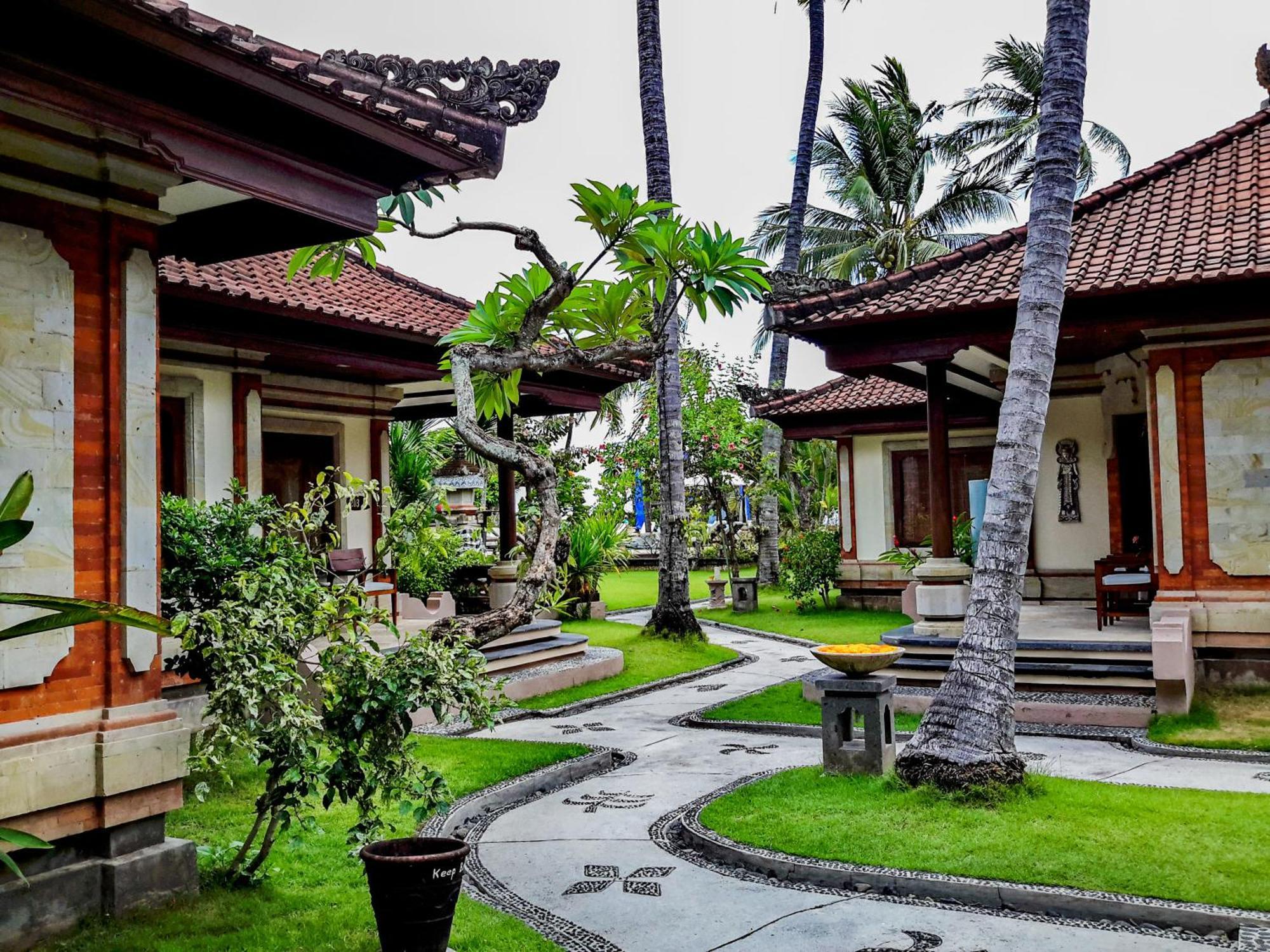 Puri Bagus Candidasa Exterior photo